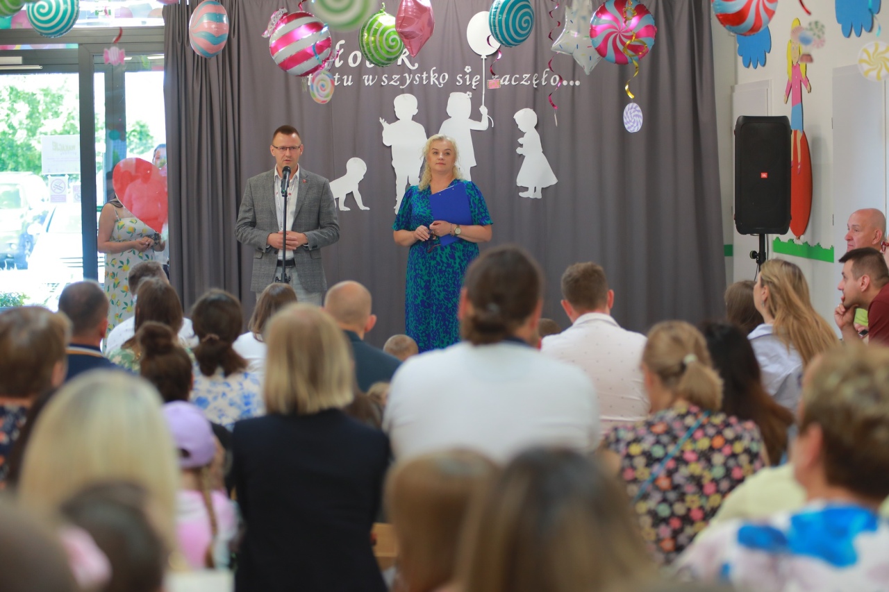 Dzień Rodziny w Żłobku Samorządowym w Rzekuniu [04.07.2025] - zdjęcie #12 - eOstroleka.pl