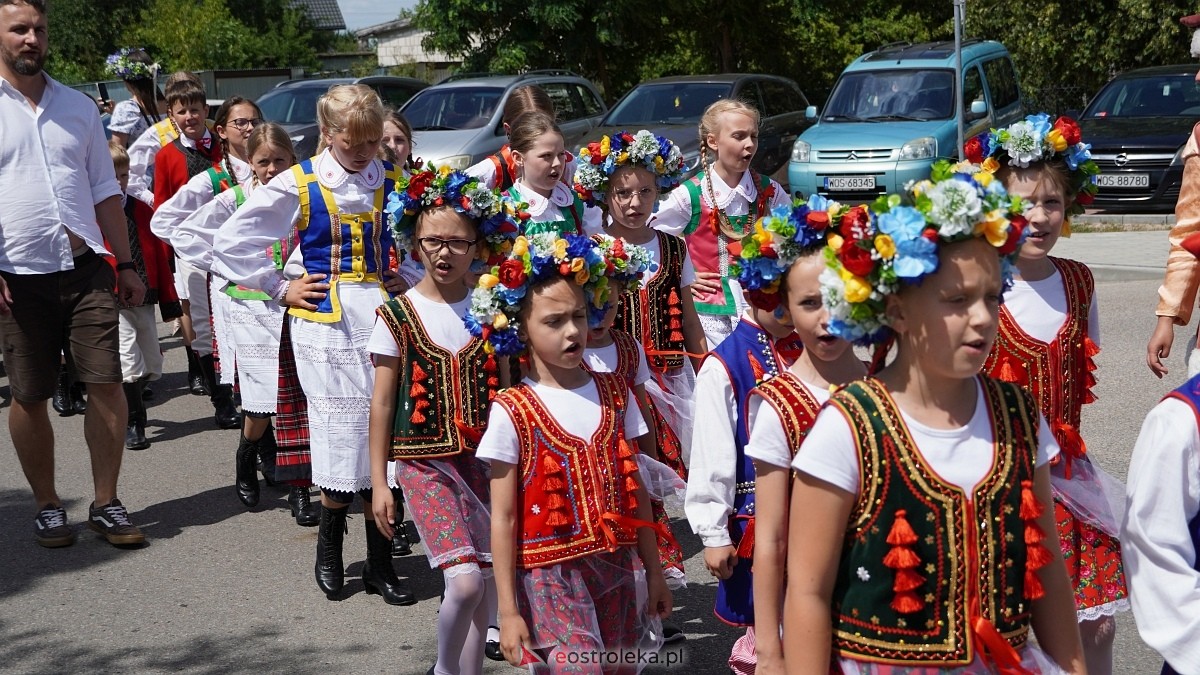 Zatańczmy historię w Czerwinie [05.07.2025] - zdjęcie #104 - eOstroleka.pl