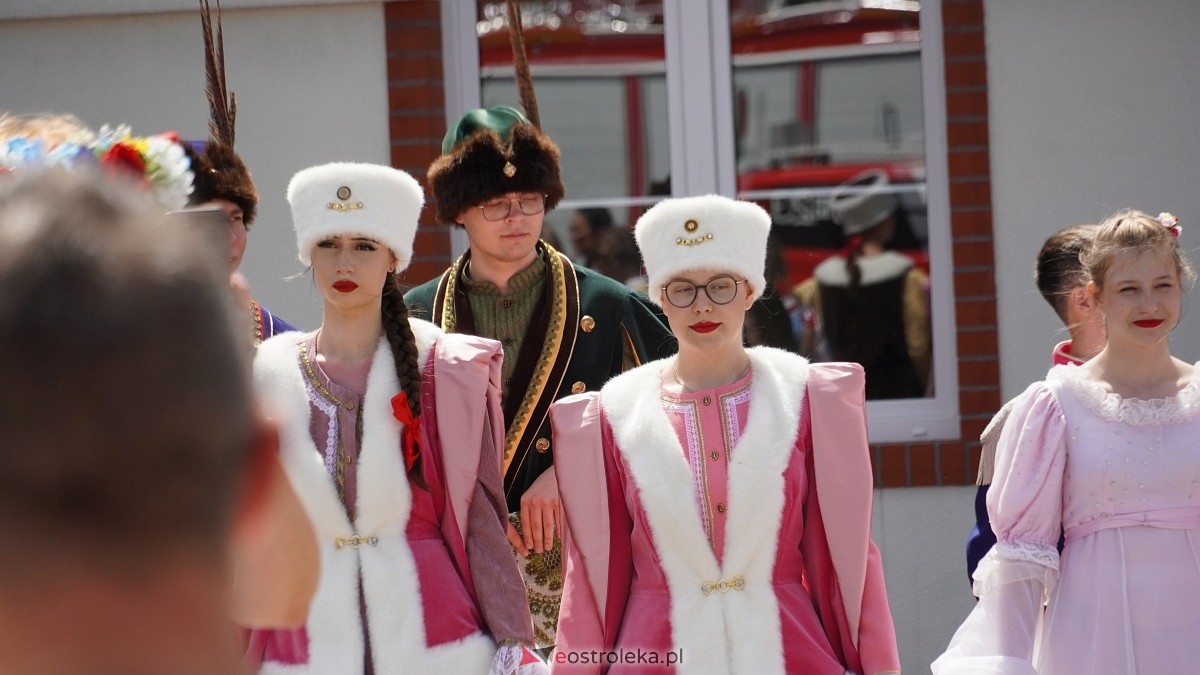 Zatańczmy historię w Czerwinie [05.07.2025] - zdjęcie #83 - eOstroleka.pl