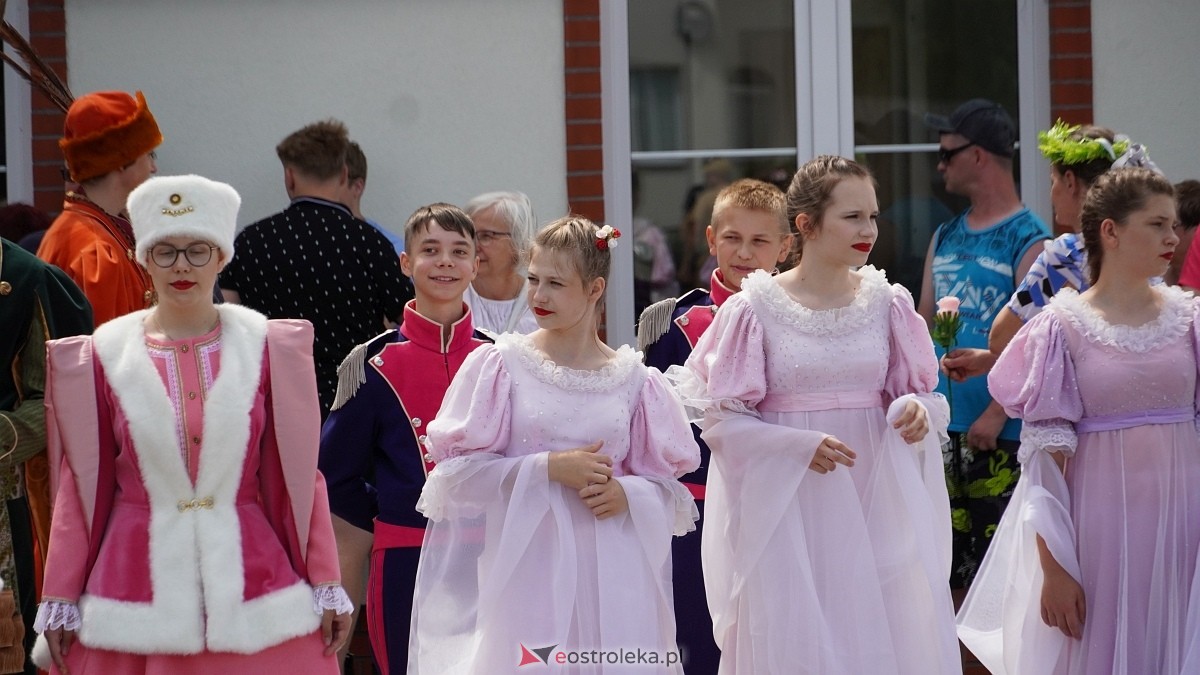 Zatańczmy historię w Czerwinie [05.07.2025] - zdjęcie #75 - eOstroleka.pl