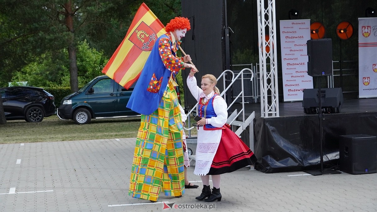 Zatańczmy historię w Czerwinie [05.07.2025] - zdjęcie #41 - eOstroleka.pl