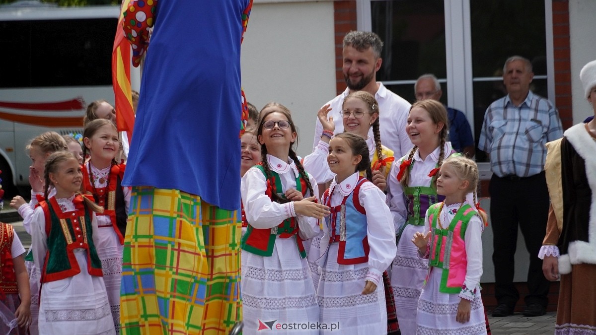 Zatańczmy historię w Czerwinie [05.07.2025] - zdjęcie #39 - eOstroleka.pl