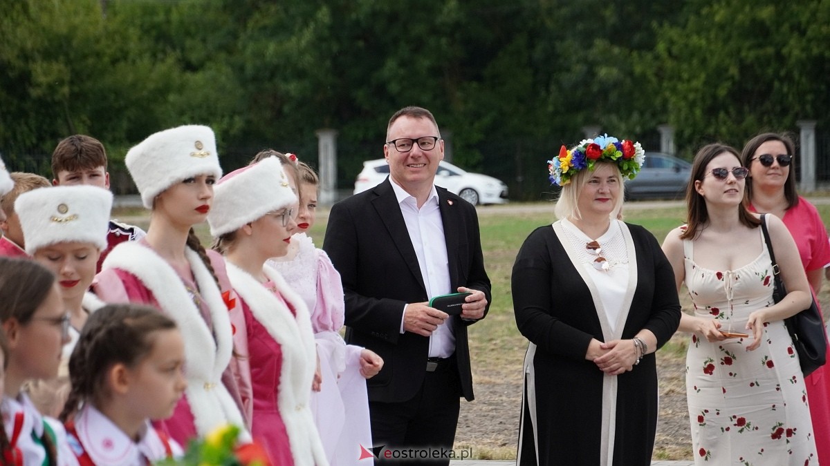 Zatańczmy historię w Czerwinie [05.07.2025] - zdjęcie #60 - eOstroleka.pl