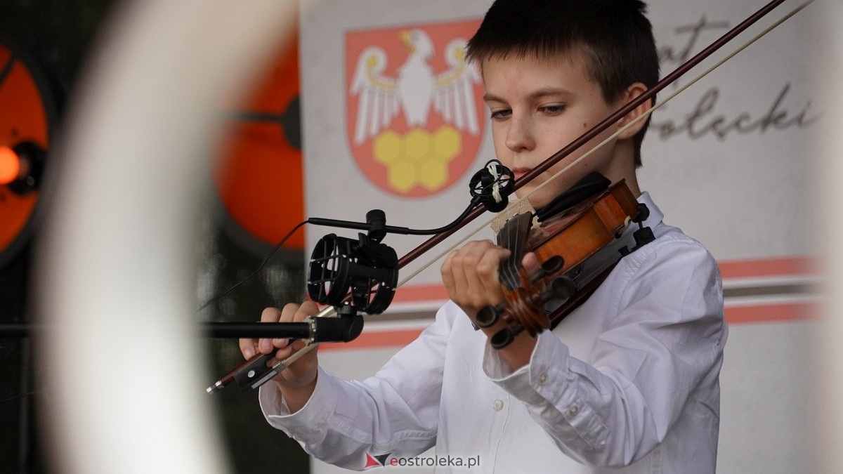 Zatańczmy historię w Czerwinie [05.07.2025] - zdjęcie #29 - eOstroleka.pl