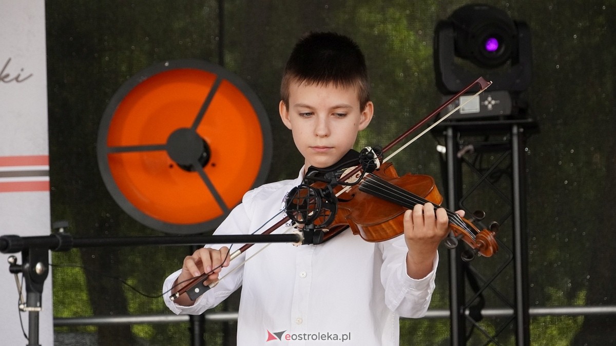 Zatańczmy historię w Czerwinie [05.07.2025] - zdjęcie #28 - eOstroleka.pl