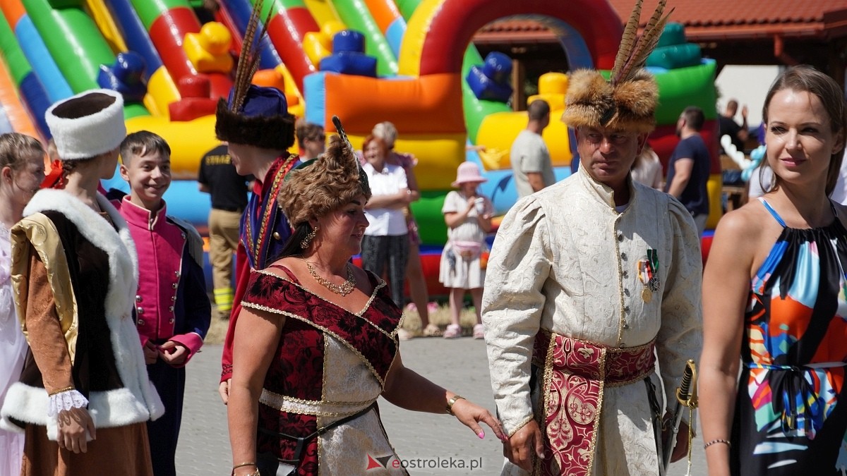 Zatańczmy historię w Czerwinie [05.07.2025] - zdjęcie #23 - eOstroleka.pl