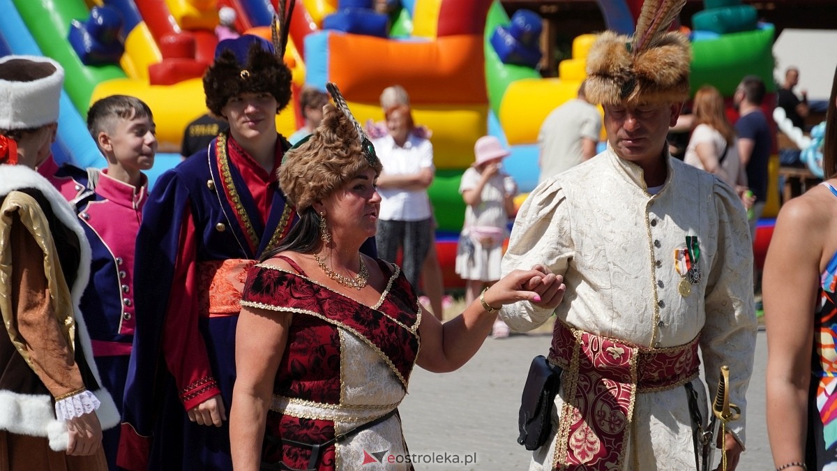 Zatańczmy historię w Czerwinie [05.07.2025] - zdjęcie #22 - eOstroleka.pl