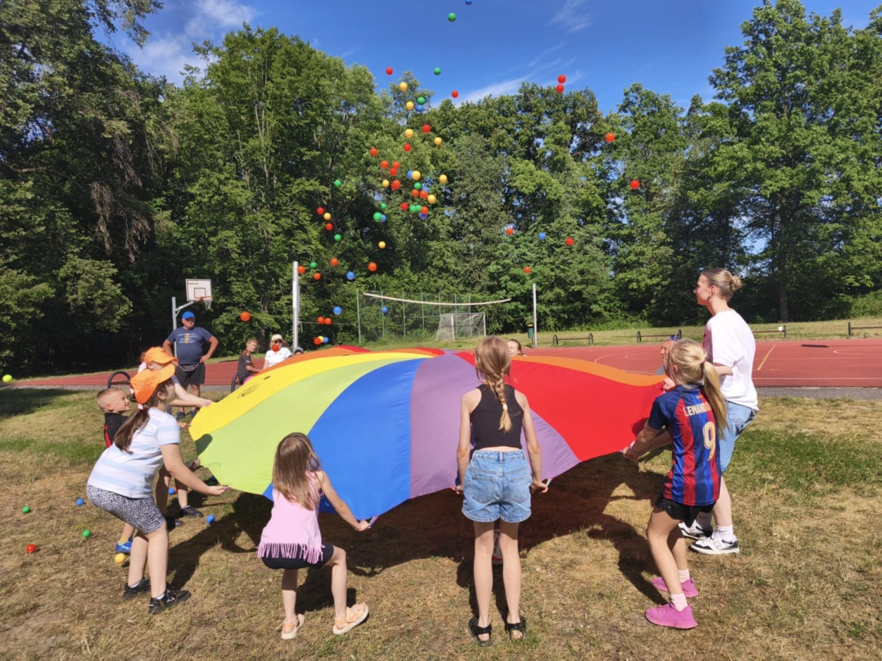 Profilaktyczny Rajd Rowerowy z KGW Łazowianki [05.07.2025] - zdjęcie #10 - eOstroleka.pl