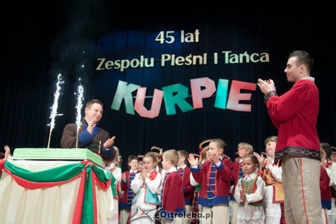 Koncert jublieuszowy z okazji 45 lecia Zespołu Pieśni i Tańca Kurpie (8.X.2011) - zdjęcie #20 - eOstroleka.pl