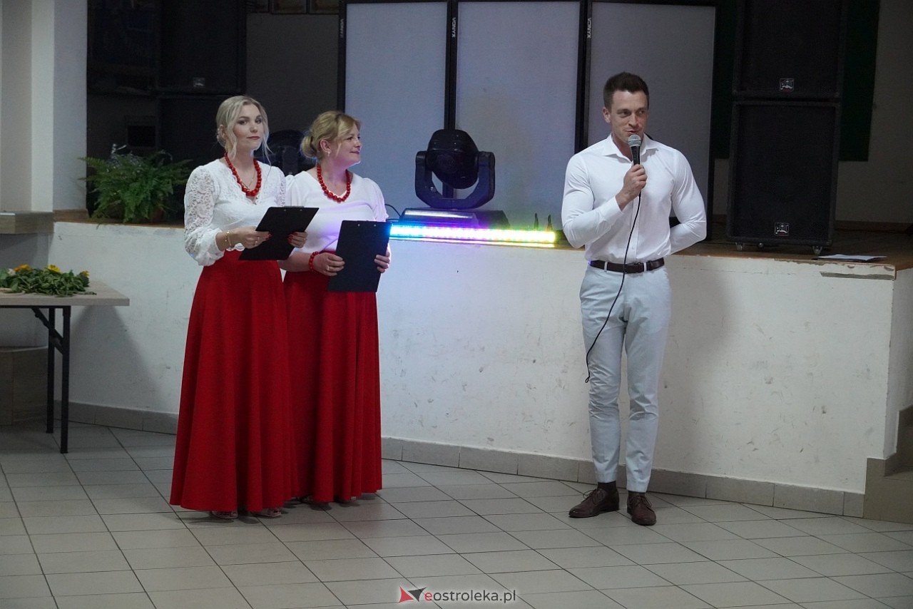 Plecenie wianków na powitanie lata w Milewie Wielkim [5.06.2025] - zdjęcie #88 - eOstroleka.pl