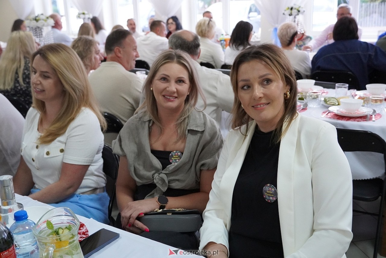 Plecenie wianków na powitanie lata w Milewie Wielkim [5.06.2025] - zdjęcie #87 - eOstroleka.pl