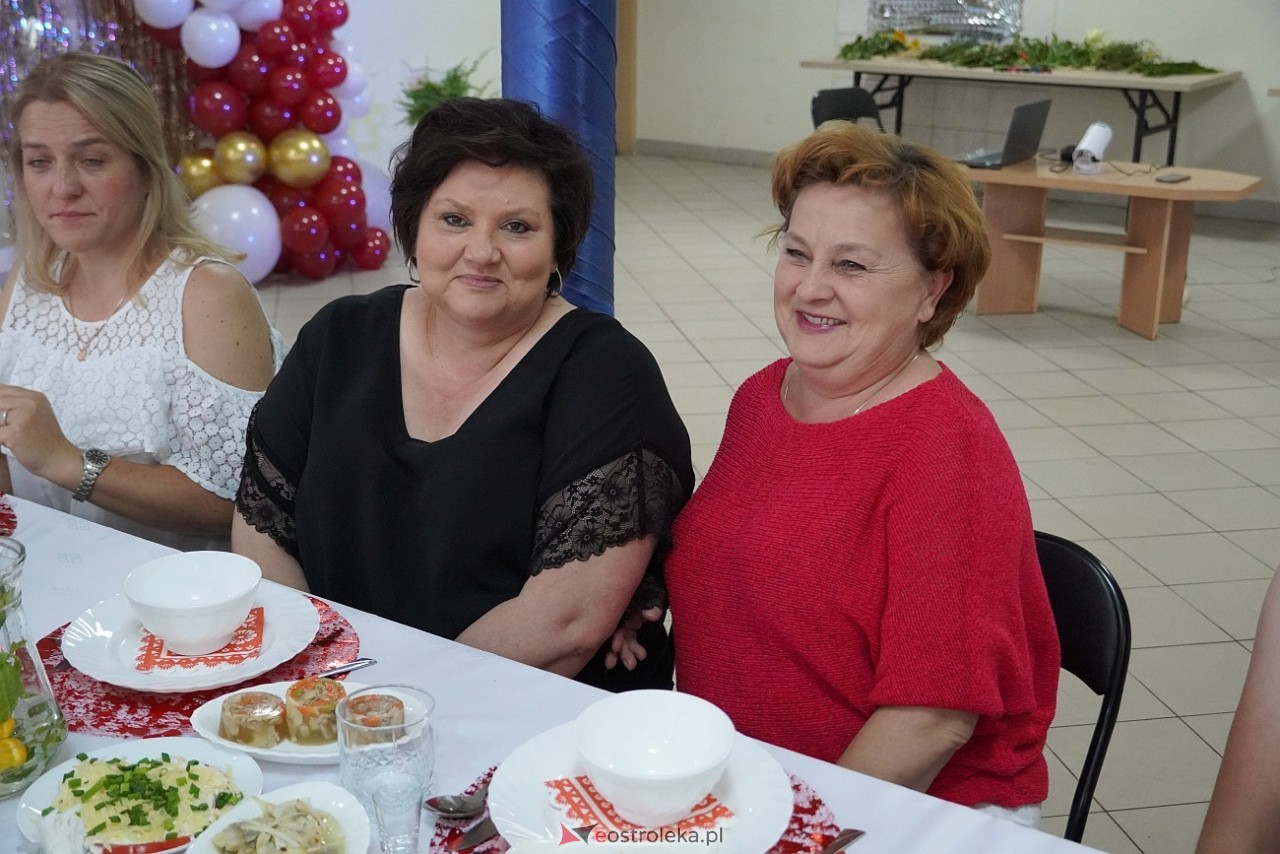 Plecenie wianków na powitanie lata w Milewie Wielkim [5.06.2025] - zdjęcie #80 - eOstroleka.pl