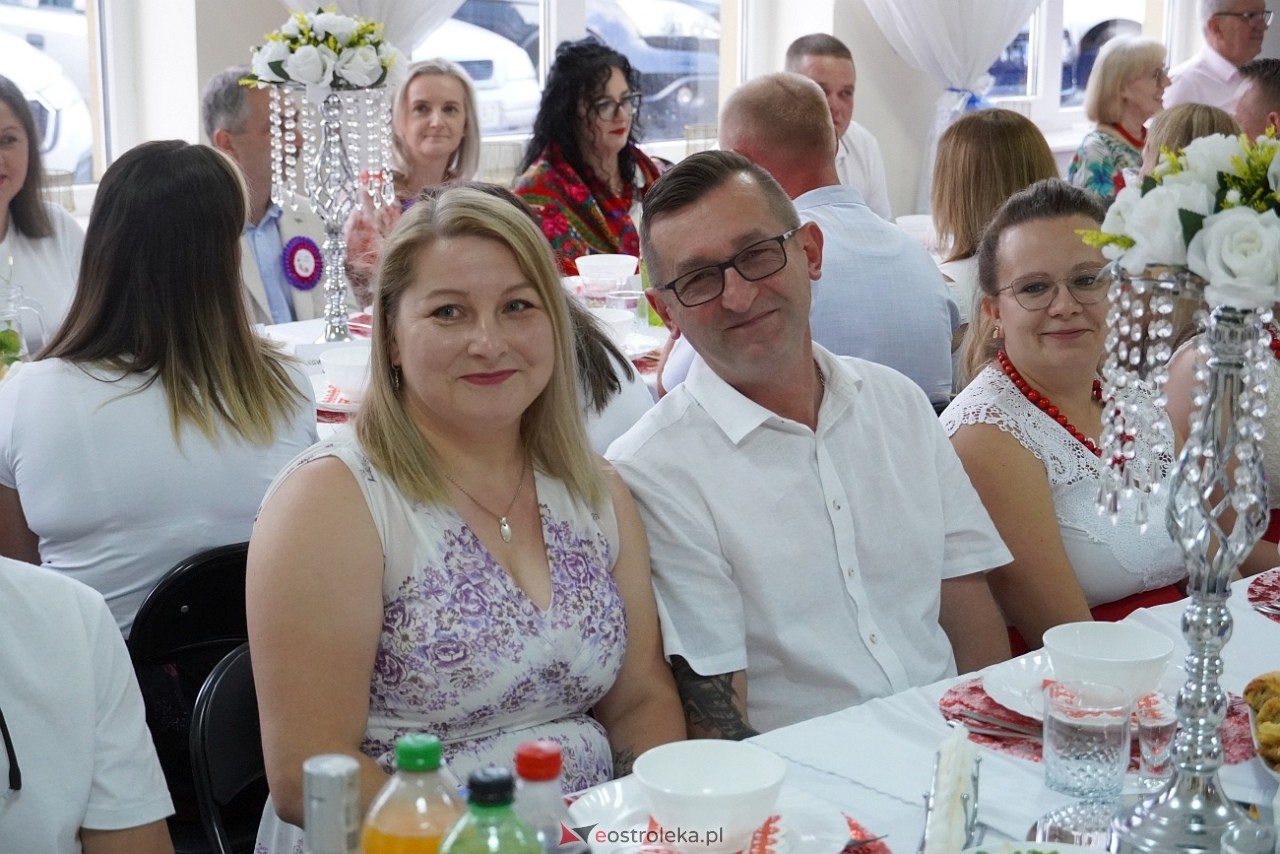 Plecenie wianków na powitanie lata w Milewie Wielkim [5.06.2025] - zdjęcie #76 - eOstroleka.pl