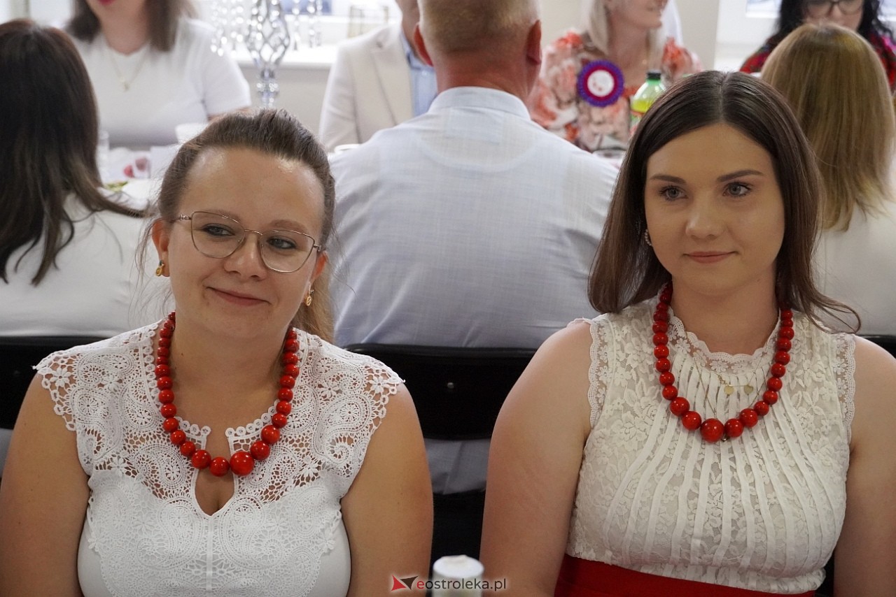 Plecenie wianków na powitanie lata w Milewie Wielkim [5.06.2025] - zdjęcie #75 - eOstroleka.pl
