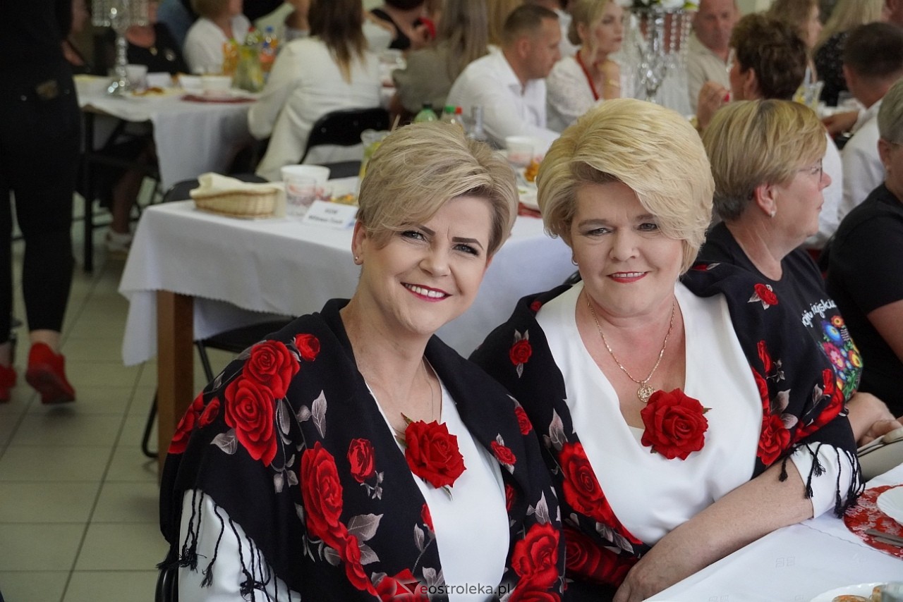 Plecenie wianków na powitanie lata w Milewie Wielkim [5.06.2025] - zdjęcie #62 - eOstroleka.pl