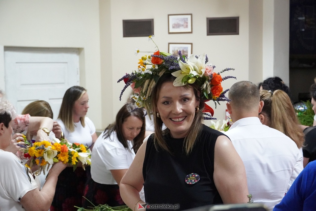 Plecenie wianków na powitanie lata w Milewie Wielkim [5.06.2025] - zdjęcie #29 - eOstroleka.pl