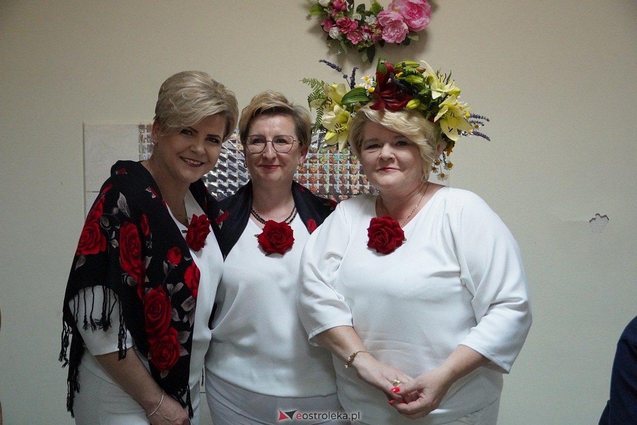 Plecenie wianków na powitanie lata w Milewie Wielkim [5.06.2025] - zdjęcie #23 - eOstroleka.pl