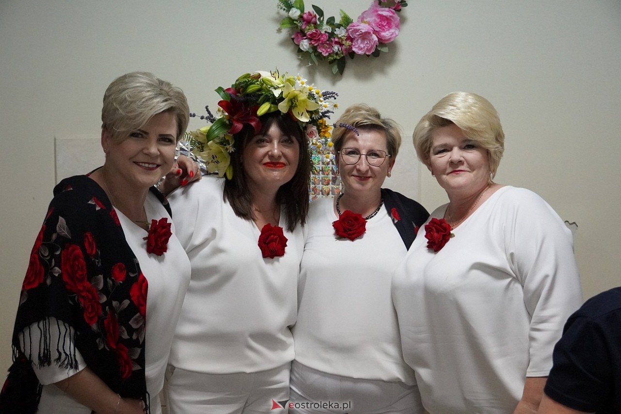 Plecenie wianków na powitanie lata w Milewie Wielkim [5.06.2025] - zdjęcie #21 - eOstroleka.pl