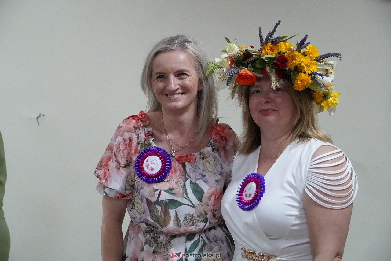Plecenie wianków na powitanie lata w Milewie Wielkim [5.06.2025] - zdjęcie #19 - eOstroleka.pl