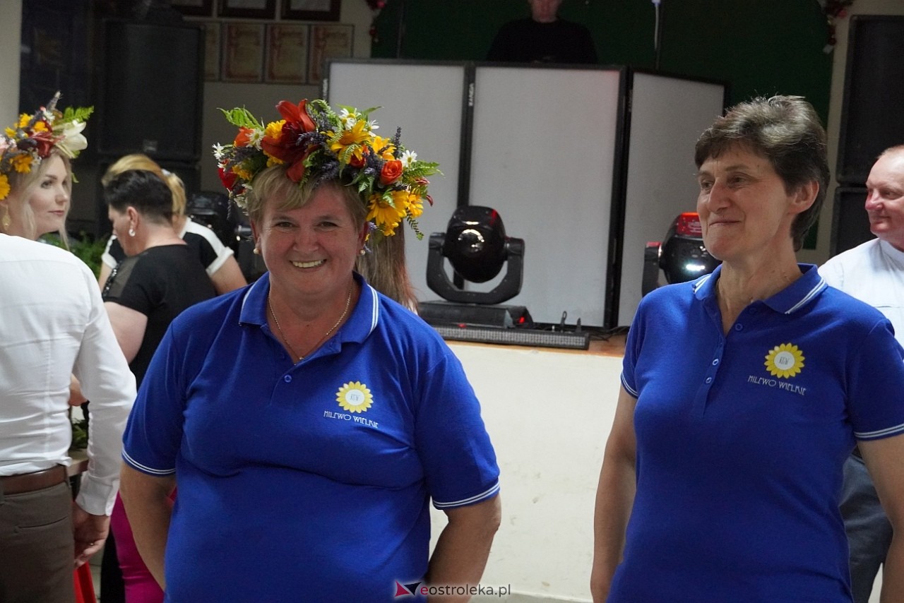 Plecenie wianków na powitanie lata w Milewie Wielkim [5.06.2025] - zdjęcie #18 - eOstroleka.pl