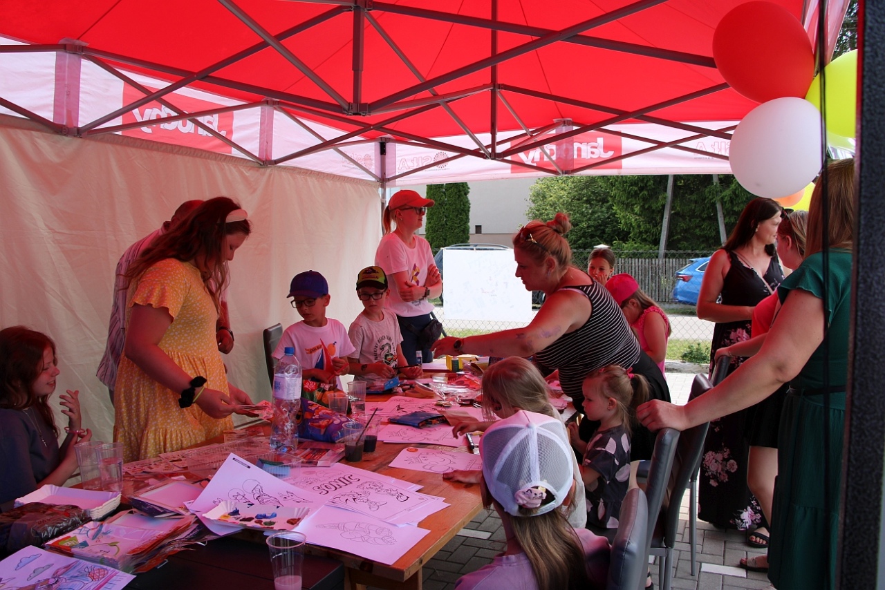 Piknik wioskowy w Janochach [6.07.2025] - zdjęcie #22 - eOstroleka.pl