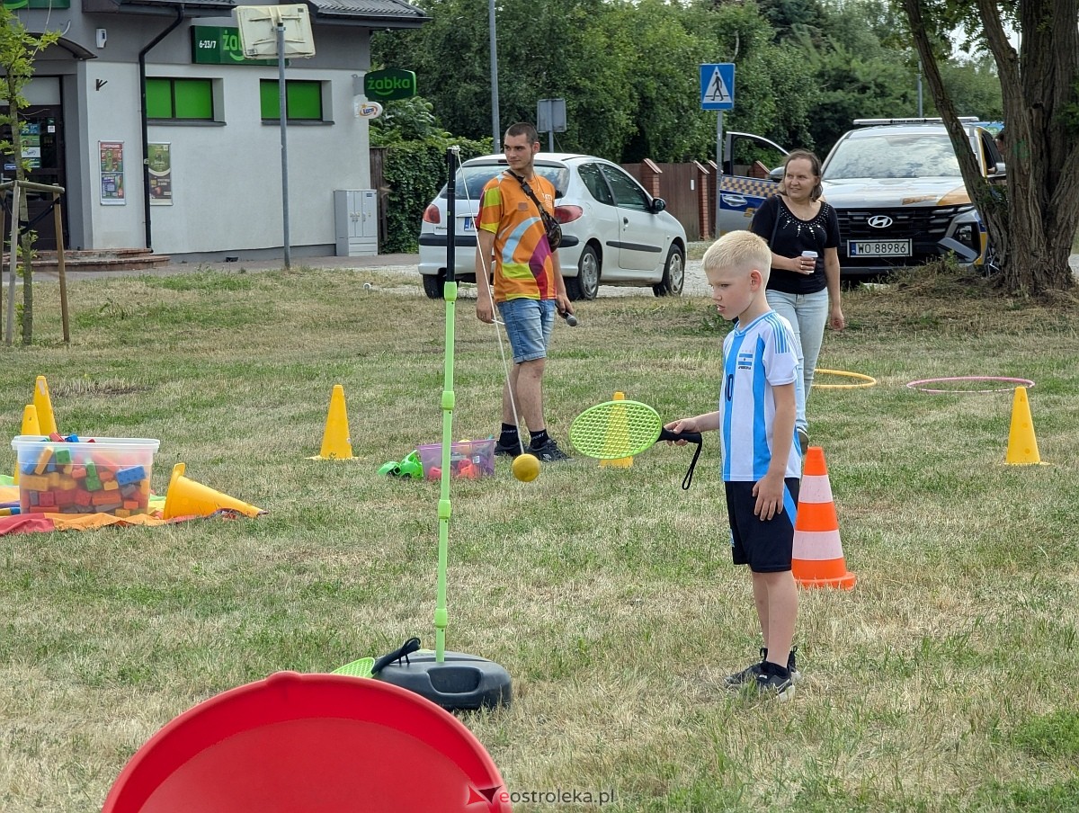 Spotkania sąsiedzkie na osiedlu Pomian [06.07.2025] - zdjęcie #21 - eOstroleka.pl