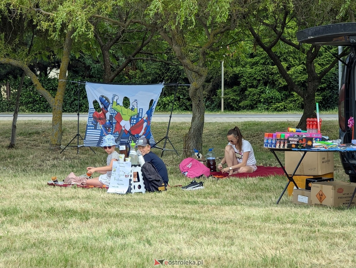 Spotkania sąsiedzkie na osiedlu Pomian [06.07.2025] - zdjęcie #15 - eOstroleka.pl