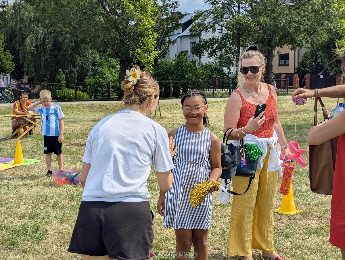 Spotkania sąsiedzkie na osiedlu Pomian [06.07.2025] - zdjęcie #3 - eOstroleka.pl