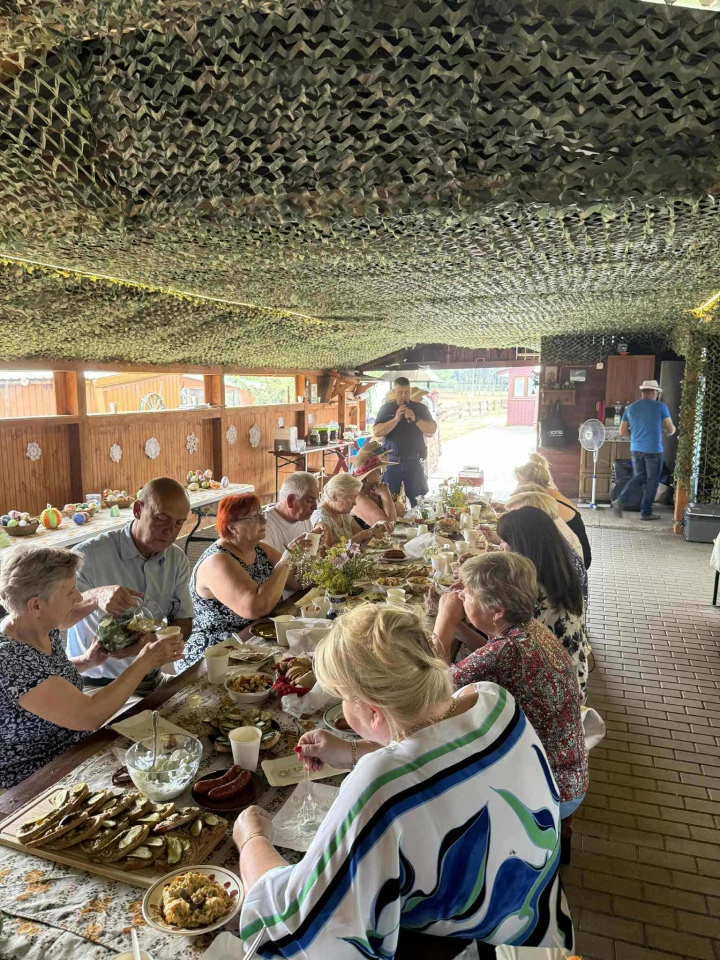 Wiek to tylko liczba. Impreza dla seniorów w Dzbeninie [06.07.2025] - zdjęcie #3 - eOstroleka.pl