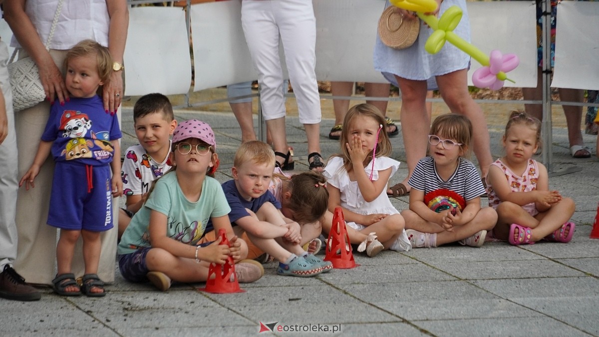 Pokaz akrobacji rowerowych w Troszynie [06.07.2025] - zdjęcie #44 - eOstroleka.pl
