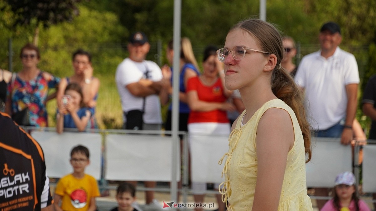 Pokaz akrobacji rowerowych w Troszynie [06.07.2025] - zdjęcie #40 - eOstroleka.pl