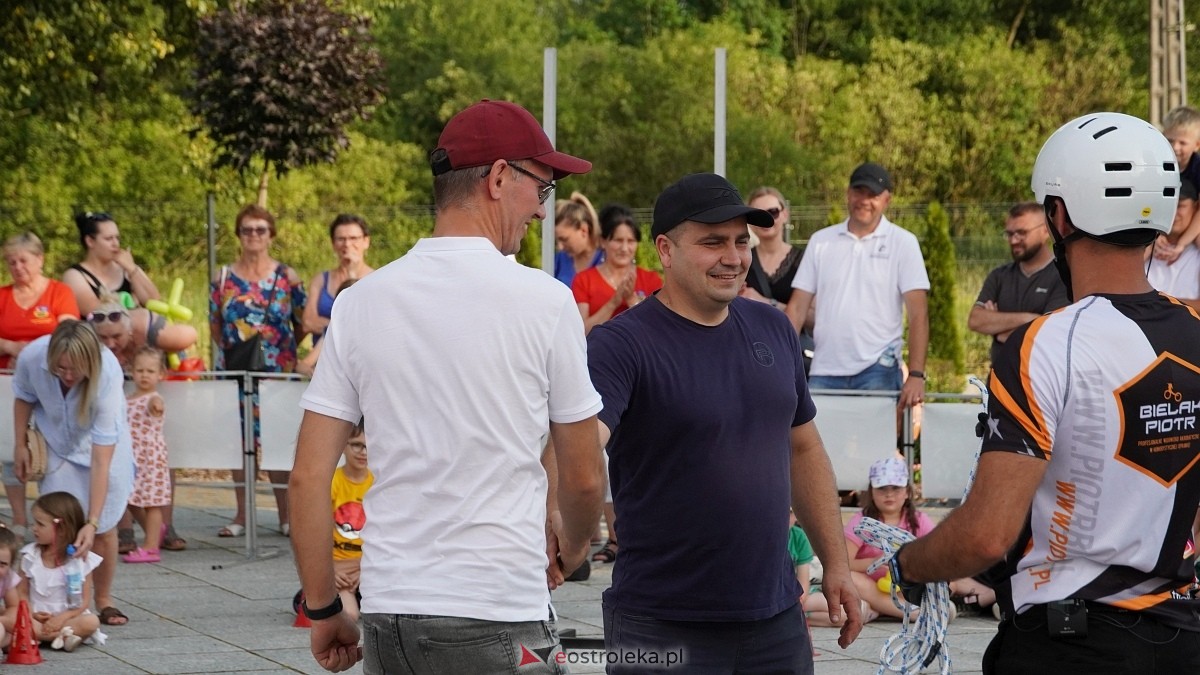 Pokaz akrobacji rowerowych w Troszynie [06.07.2025] - zdjęcie #32 - eOstroleka.pl