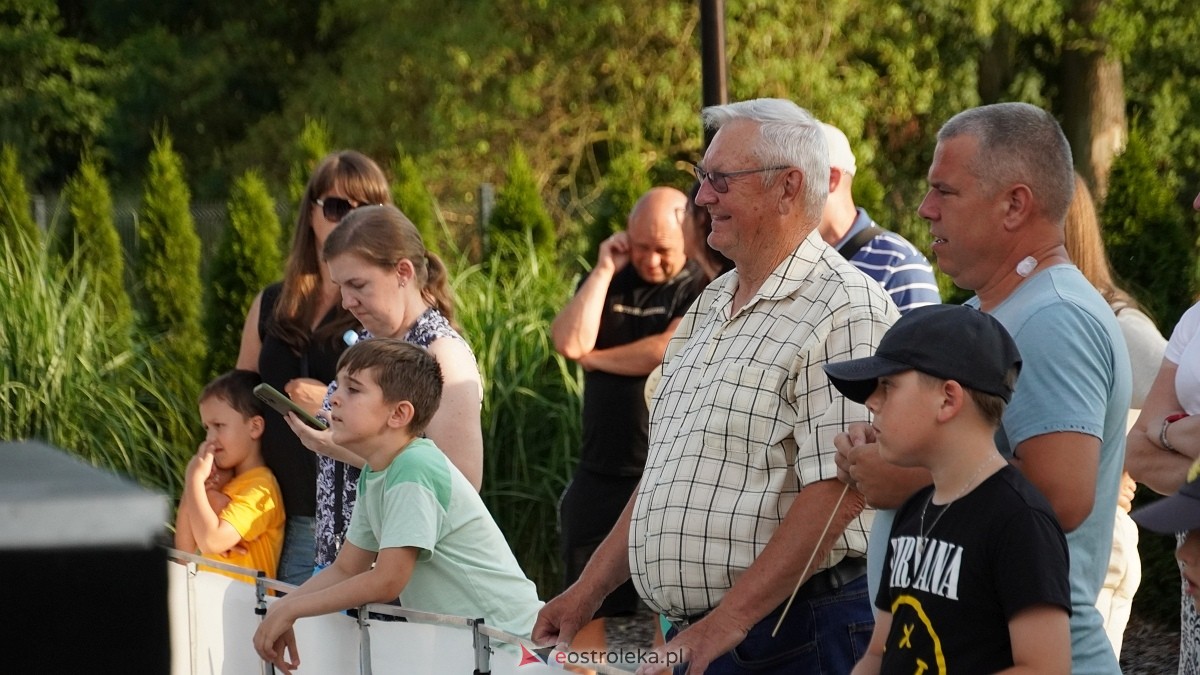 Pokaz akrobacji rowerowych w Troszynie [06.07.2025] - zdjęcie #8 - eOstroleka.pl