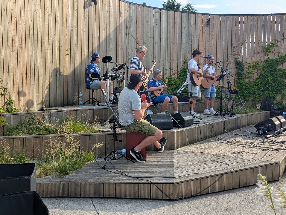 Muzyczne Lato w Tężni [06.07.2025] - zdjęcie #20 - eOstroleka.pl