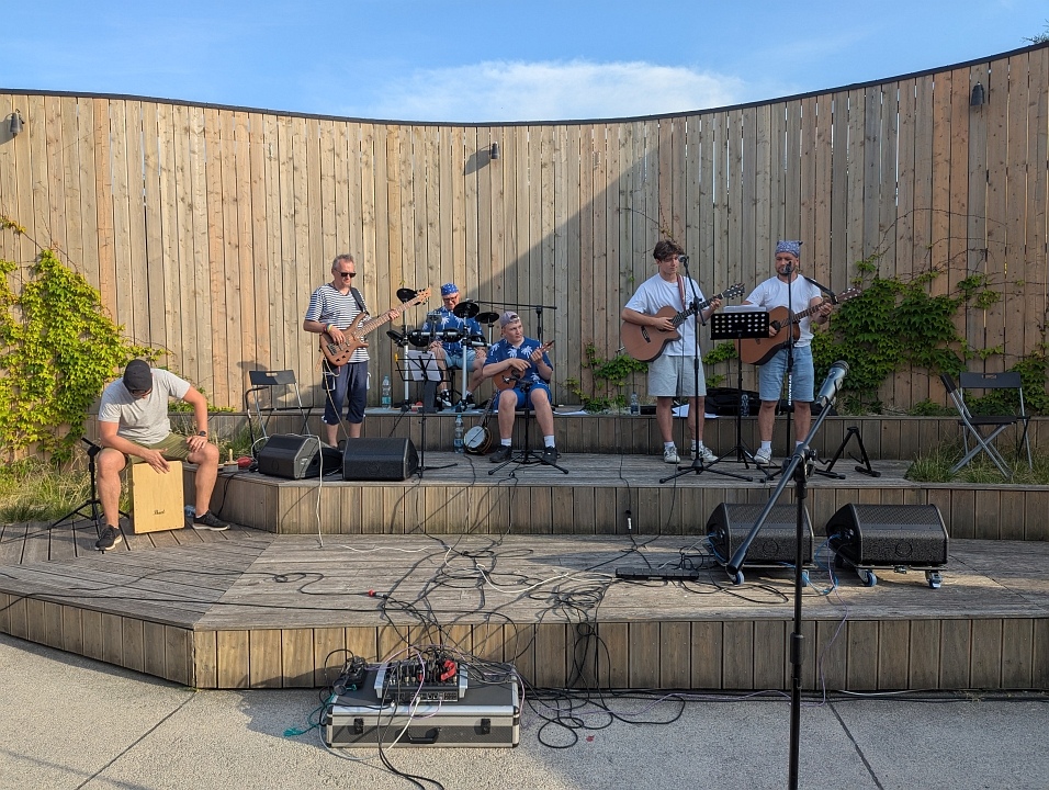 Muzyczne Lato w Tężni [06.07.2025] - zdjęcie #9 - eOstroleka.pl