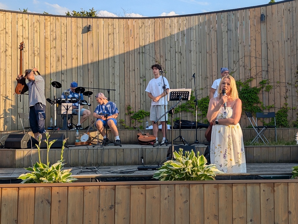 Muzyczne Lato w Tężni [06.07.2025] - zdjęcie #1 - eOstroleka.pl