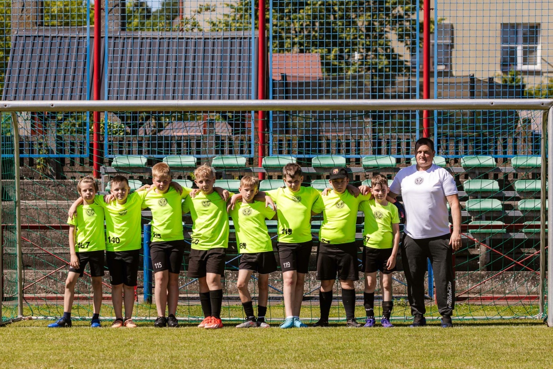 Piłkarski turniej dzikich drużyn - Sportowe wakacje w mieście, fot. MOSIR w Ostrołęce - zdjęcie #24 - eOstroleka.pl