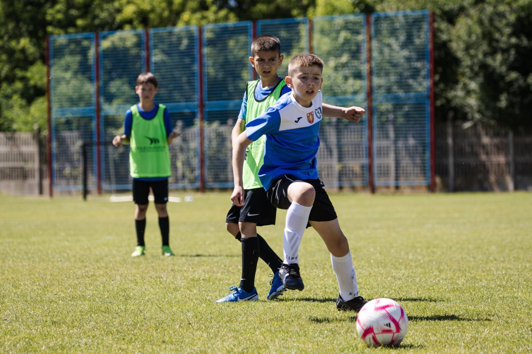 Piłkarski turniej dzikich drużyn - Sportowe wakacje w mieście, fot. MOSIR w Ostrołęce - zdjęcie #7 - eOstroleka.pl