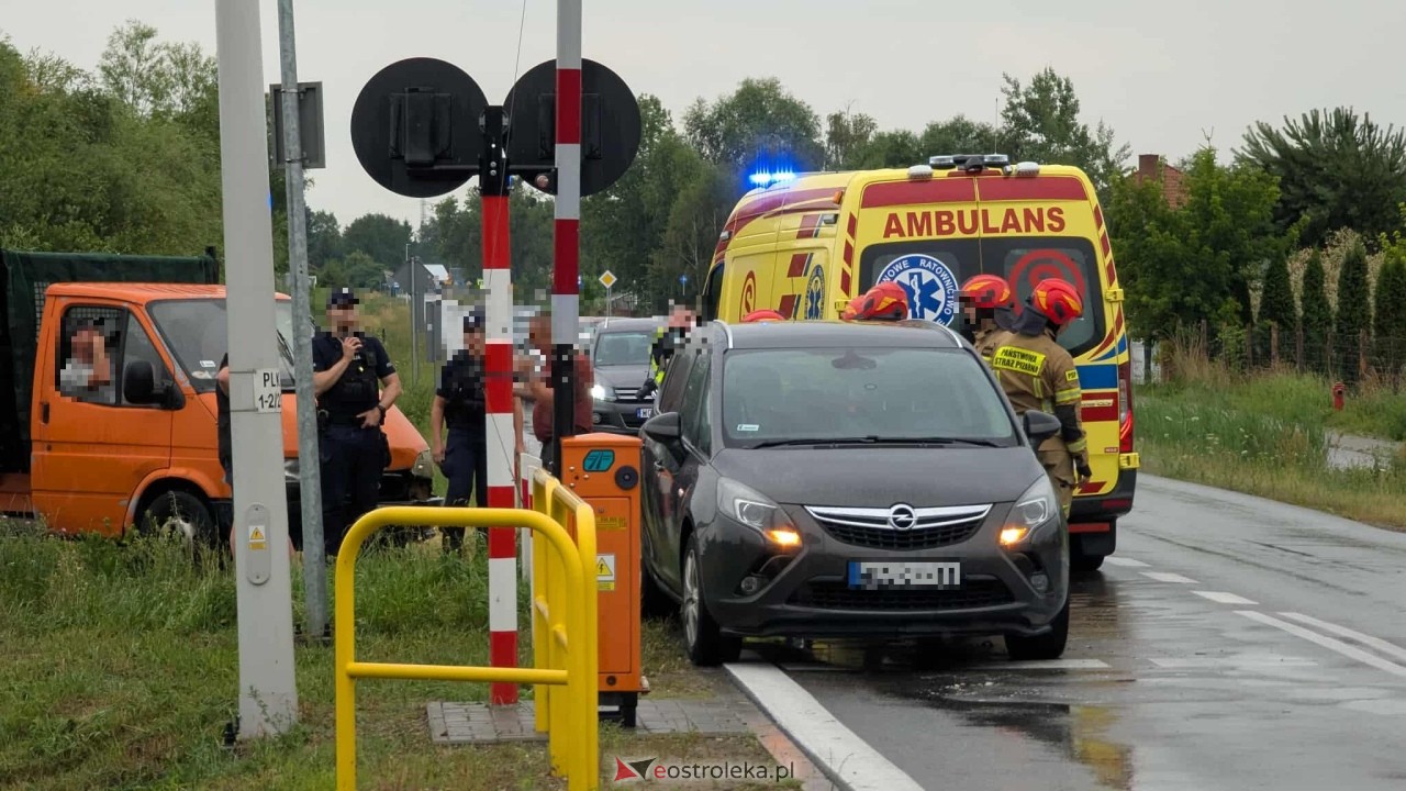 Zderzenie przy Goworowskiej [8.07.2025] - zdjęcie #5 - eOstroleka.pl