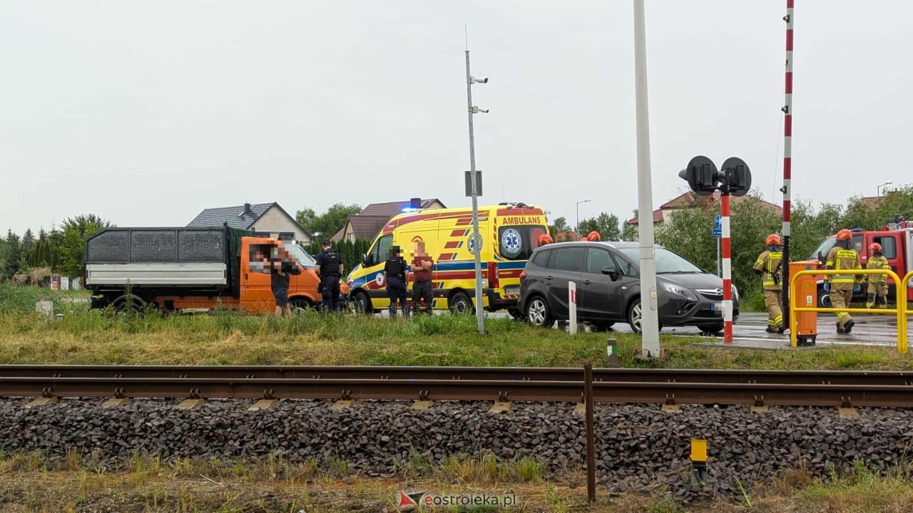 Zderzenie przy Goworowskiej [8.07.2025] - zdjęcie #4 - eOstroleka.pl