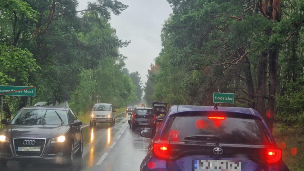 Wypadek w Łodziskach [9.07.2025] - zdjęcie #10 - eOstroleka.pl