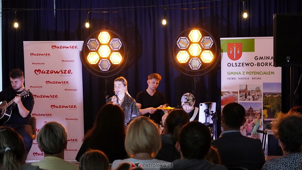 Letnie Granie w Olszewie Borkach: koncert Julity Kaczyńskiej [9.07.2025] - zdjęcie #35 - eOstroleka.pl