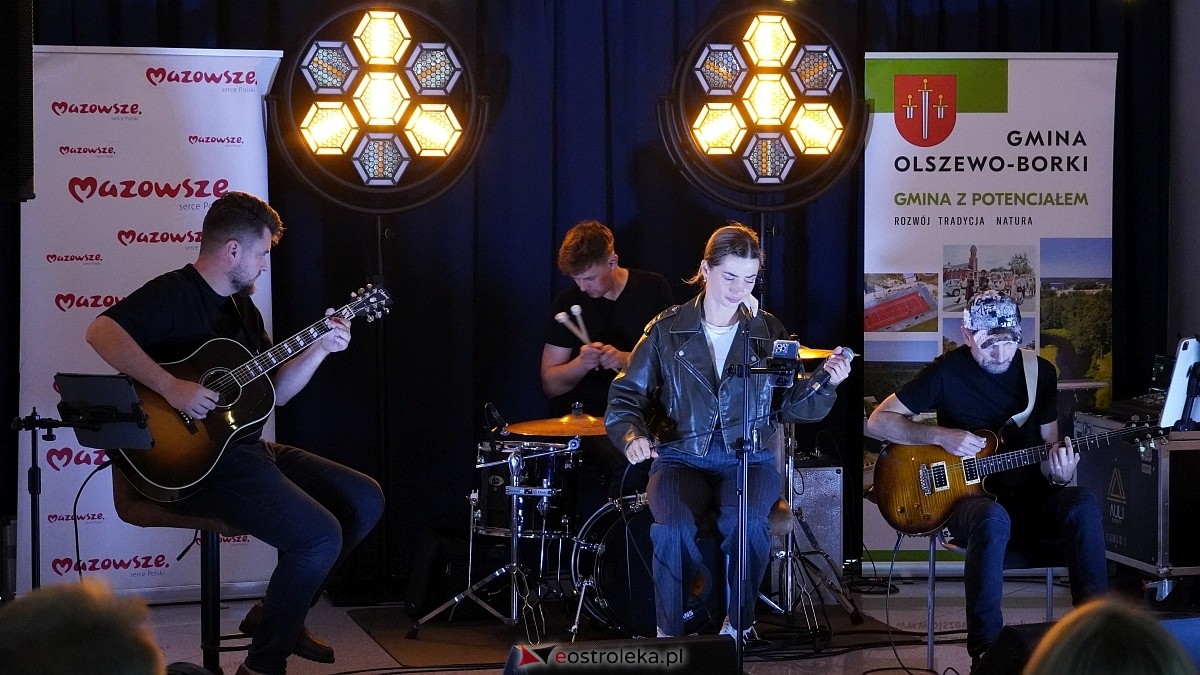 Letnie Granie w Olszewie Borkach: koncert Julity Kaczyńskiej [9.07.2025] - zdjęcie #23 - eOstroleka.pl