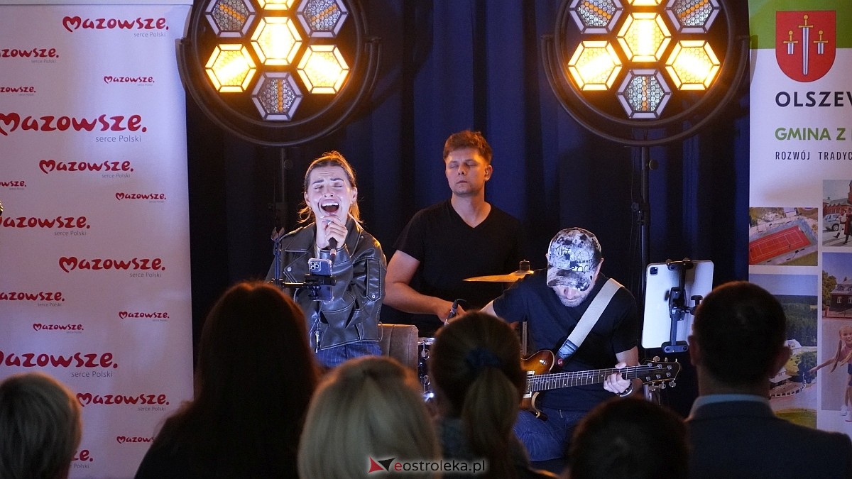 Letnie Granie w Olszewie Borkach: koncert Julity Kaczyńskiej [9.07.2025] - zdjęcie #11 - eOstroleka.pl