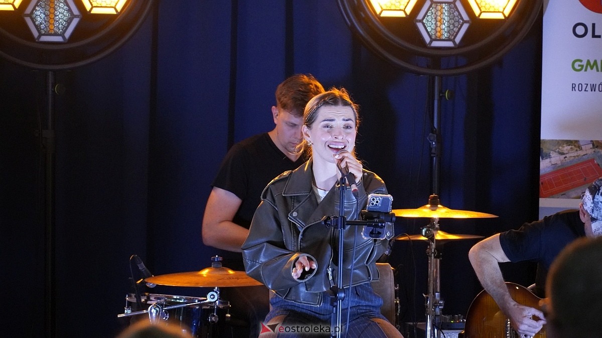 Letnie Granie w Olszewie Borkach: koncert Julity Kaczyńskiej [9.07.2025] - zdjęcie #1 - eOstroleka.pl