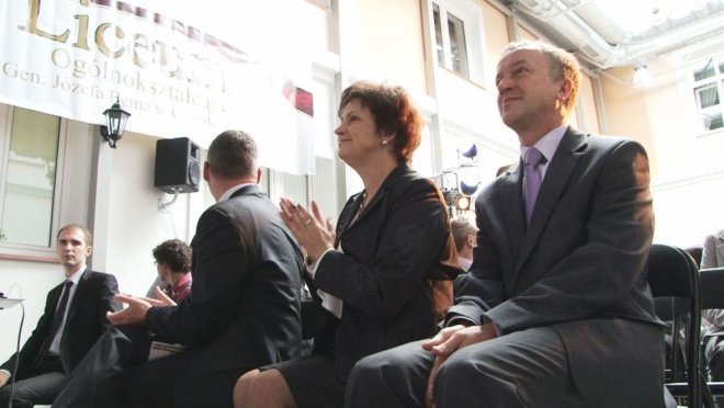 Młodzież z zagranicy odwiedziła Ostrołękę (7.X.2011) - zdjęcie #20 - eOstroleka.pl