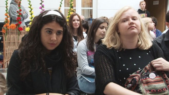 Młodzież z zagranicy odwiedziła Ostrołękę (7.X.2011) - zdjęcie #10 - eOstroleka.pl