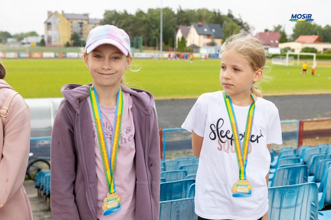 Sportowe wakacje w mieście - zajęcia lekkiej atletyki, fot. MOSIR Ostrołęka - zdjęcie #7 - eOstroleka.pl