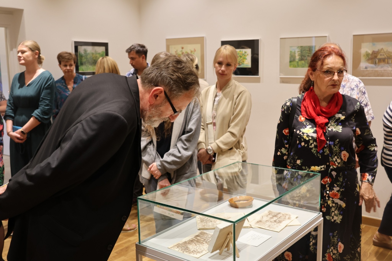 Wernisaż malarstwa Lidii Kulawik w Ostrołęce [09.07.2025] - zdjęcie #3 - eOstroleka.pl