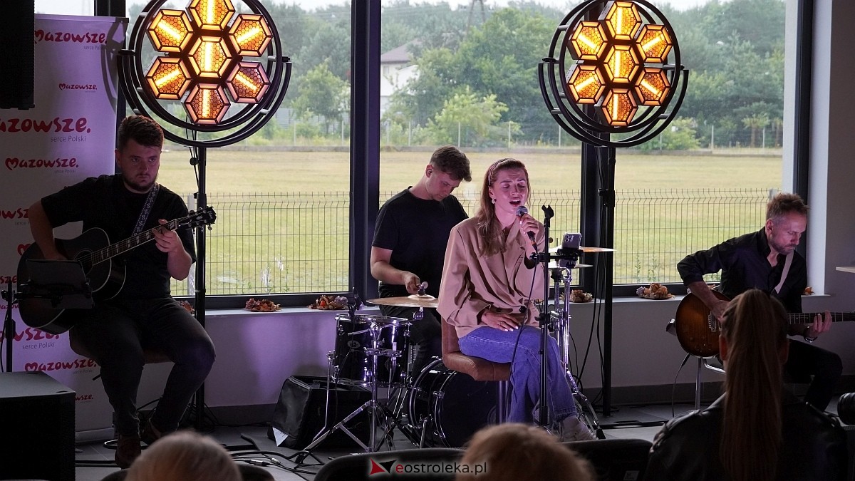 Muzyczne Lato z Mazowszem w Laskowcu [10.07.2025]  - zdjęcie #17 - eOstroleka.pl